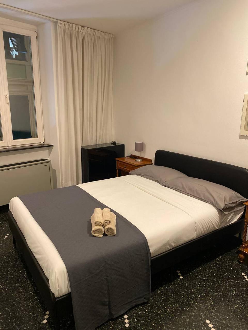Martel Rooms - Genova Centro Brignole Luaran gambar